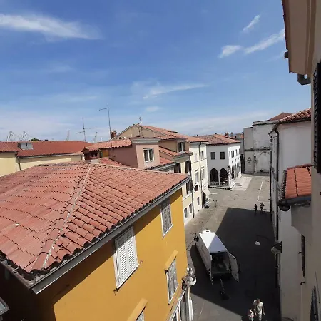 Apartma Square View - Near Koper