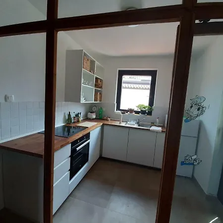 Square View - Near Apartma