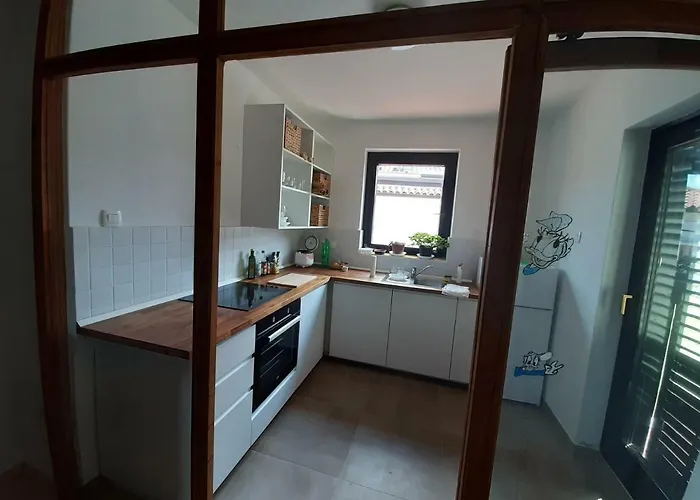 Square View - Near Appartement